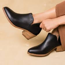 Ankle boot